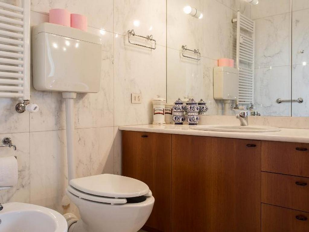 Roomy Apartment Duomo & San Babila Milan Exterior photo