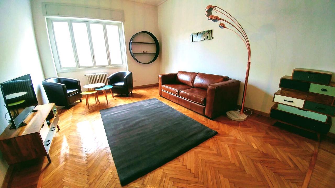 Roomy Apartment Duomo & San Babila Milan Exterior photo