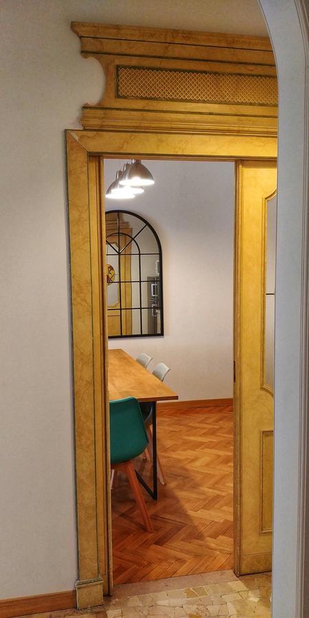 Roomy Apartment Duomo & San Babila Milan Exterior photo