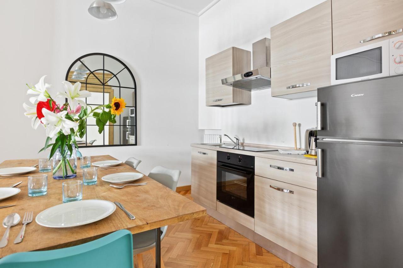 Roomy Apartment Duomo & San Babila Milan Exterior photo