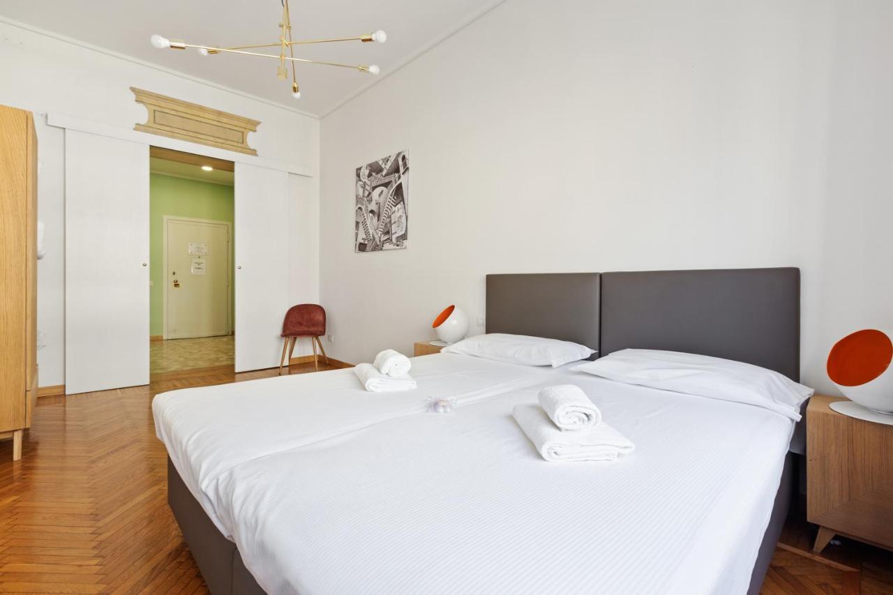 Roomy Apartment Duomo & San Babila Milan Exterior photo